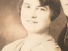 Elisabeth Schkolnik (ca.Ende 1920er Jahre,  Ausschnitt , Familienarchiv)
