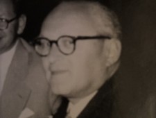 Ehemann Josef (José) Scharfstein 
(c) Roberto Blueh
