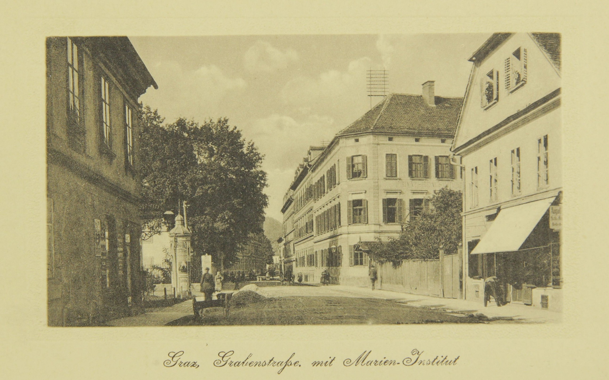 Graz, Grabenstraße, mit Marien-Institut, 1913 https://gams.uni-graz.at/iiif/o:gm.7316/RECTO/full/full/0/default.jpg
