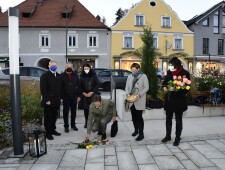 Stolpersteinverlegung für die Familie Sensel am 8.11.2021 in Kindberg ©Stadtgemeinde Kindberg