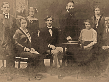 Fam. Hofmann aus Bruck a.d.M. – wahrsch. Siegmund, Antonia, Rosa, Siegfried, Emil, Selma, Anna und Jakob, vlnr, Stadtmuseum Bruck