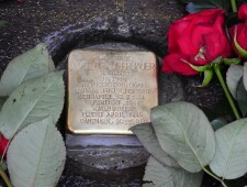 Verlegung des Stolpersteins für Mathilde Auferbauer am 19.10.2020 ©Christian Teichert