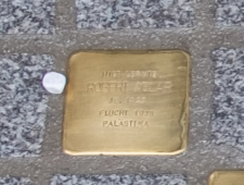 Stolperstein_ ROBERT AGLAR 29092022_c_AlexanderDanner