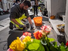 Stolpersteinverlegung für die Familie Weiss am 22.10.2021 ©Alexander Danner