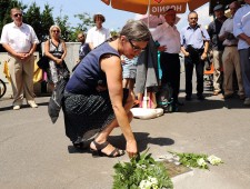 Verlegung Stolpersteine Simon Salzmann, Elsa Salzmann, Harald Salzmann, Foto JJKucek