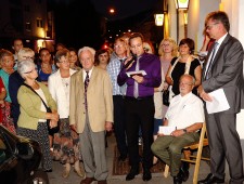 Verlegung des Stolpersteins für Johann Moser im August 2016
Foto: J.J. Kucek