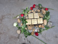 nyxas_stolpersteine_verlegung_02